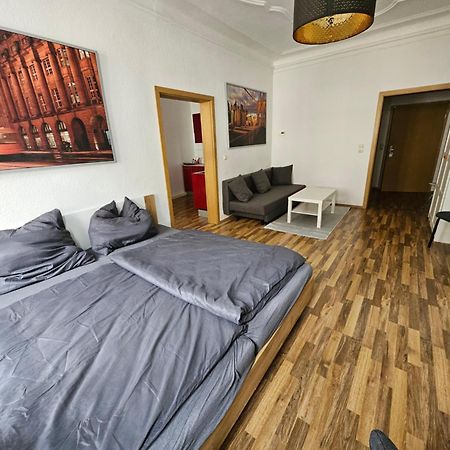 Ferienwohnung Apartment In Zittauer Stadtzentrum Innenstadt Innenring Top Lage - Wohnen Auf Zeit In Zittau - 1 Raum Wohnung Екстериор снимка