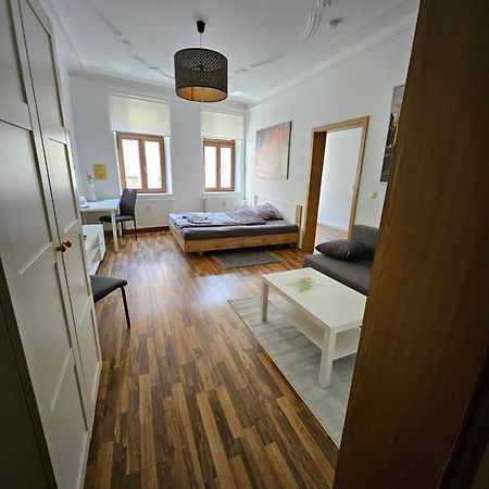 Ferienwohnung Apartment In Zittauer Stadtzentrum Innenstadt Innenring Top Lage - Wohnen Auf Zeit In Zittau - 1 Raum Wohnung Екстериор снимка