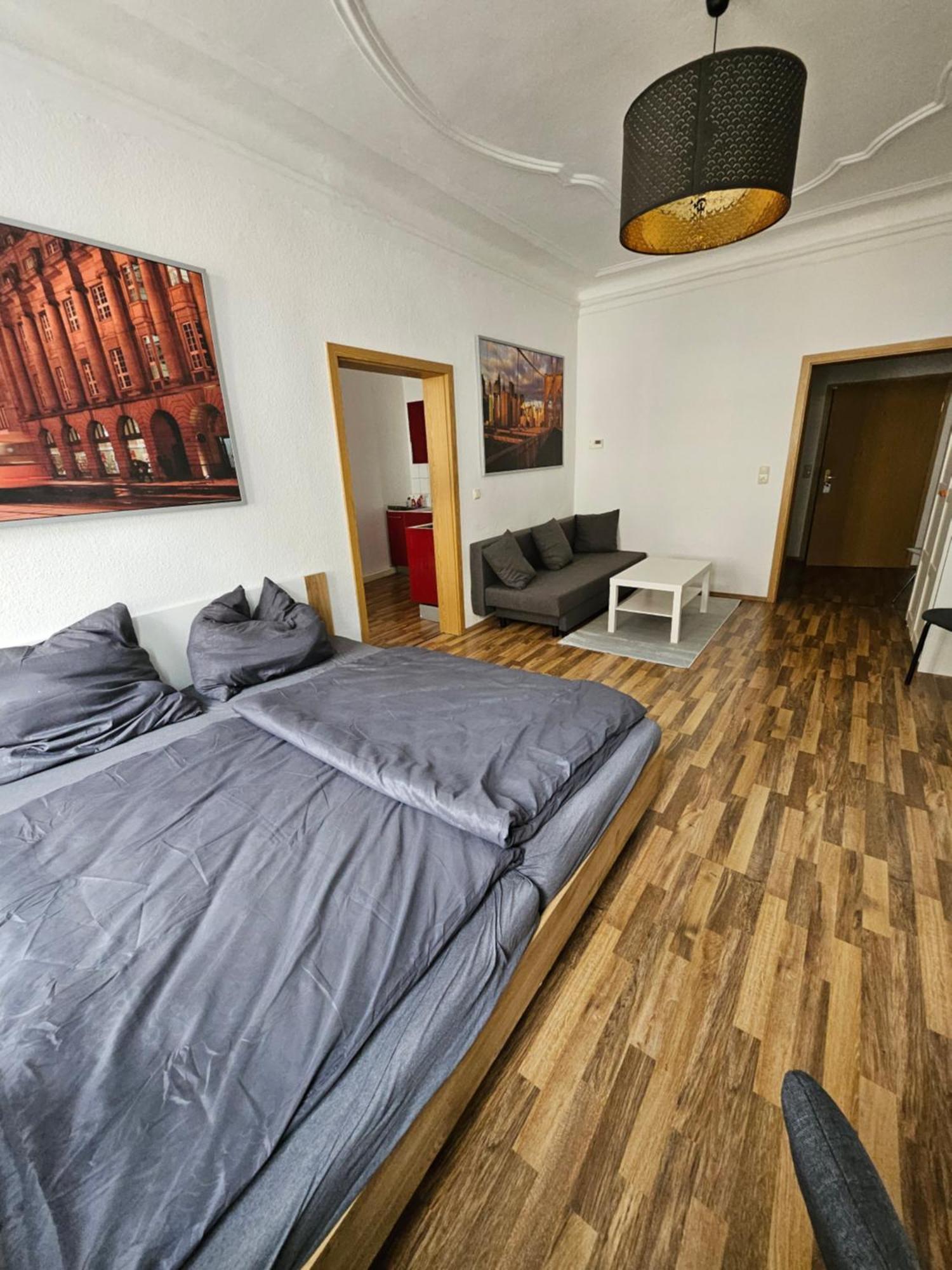 Ferienwohnung Apartment In Zittauer Stadtzentrum Innenstadt Innenring Top Lage - Wohnen Auf Zeit In Zittau - 1 Raum Wohnung Екстериор снимка
