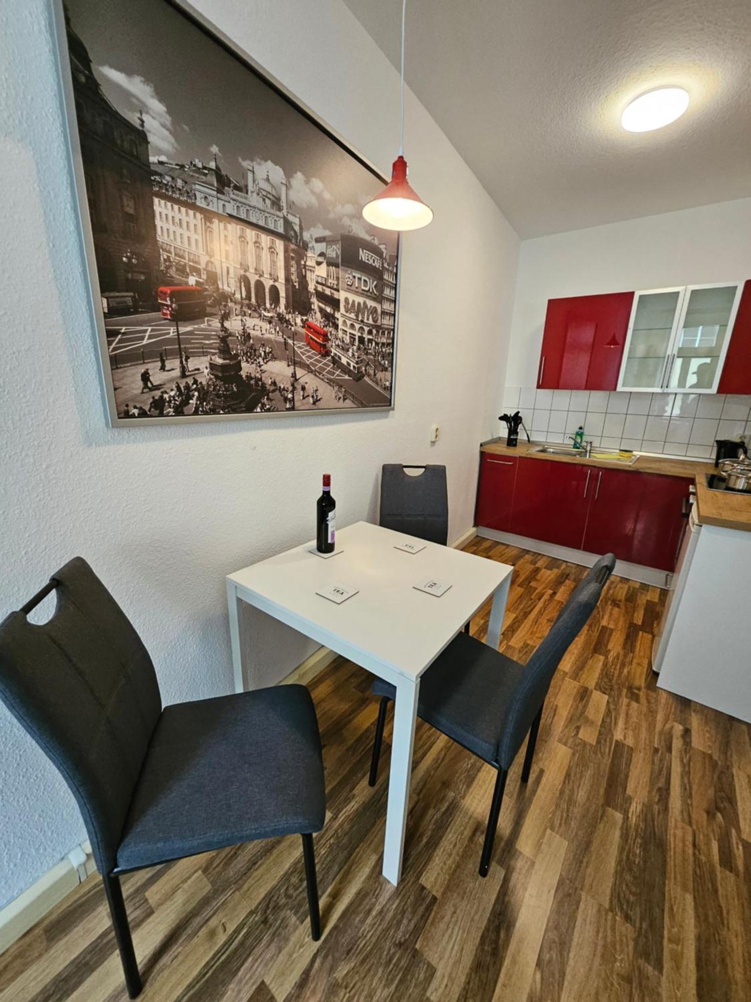 Ferienwohnung Apartment In Zittauer Stadtzentrum Innenstadt Innenring Top Lage - Wohnen Auf Zeit In Zittau - 1 Raum Wohnung Екстериор снимка