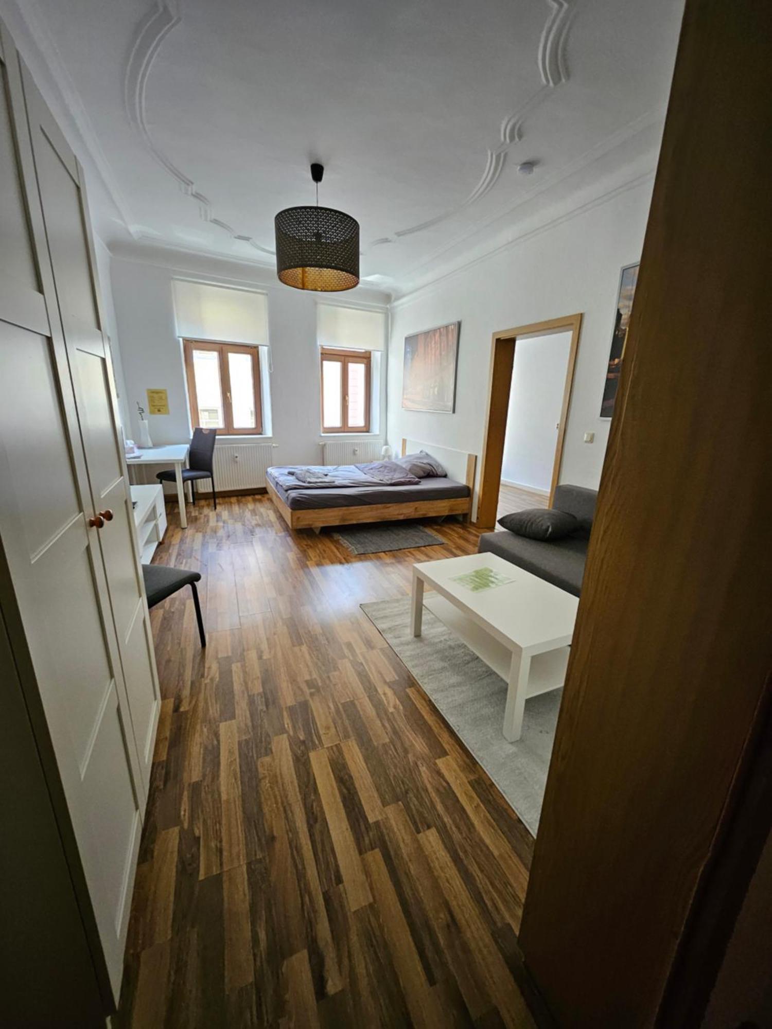 Ferienwohnung Apartment In Zittauer Stadtzentrum Innenstadt Innenring Top Lage - Wohnen Auf Zeit In Zittau - 1 Raum Wohnung Екстериор снимка